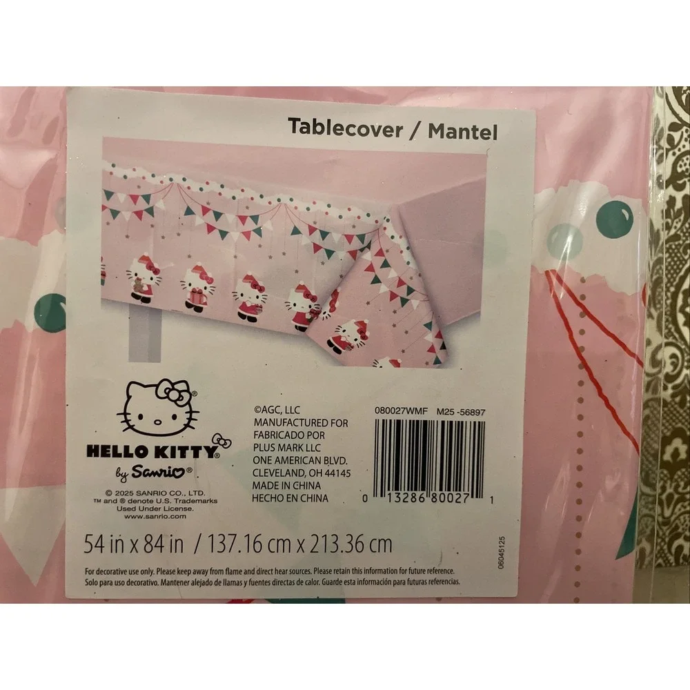 Hello Kitty Christmas Holiday Party Large‎ Tablecloths Pink Napkins Sanrio